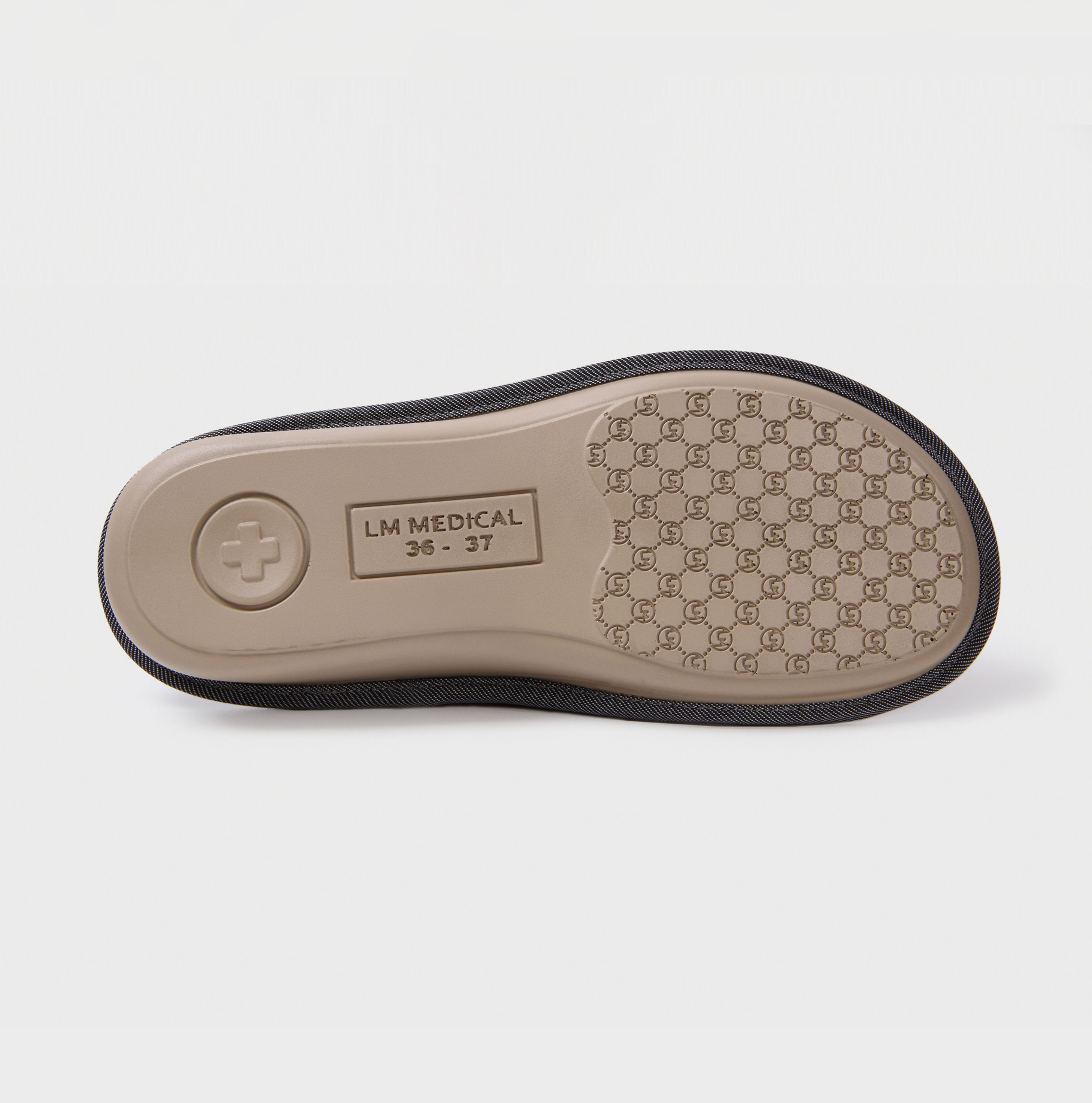 Үй ортопедиялық аяқ киім LM-809.039